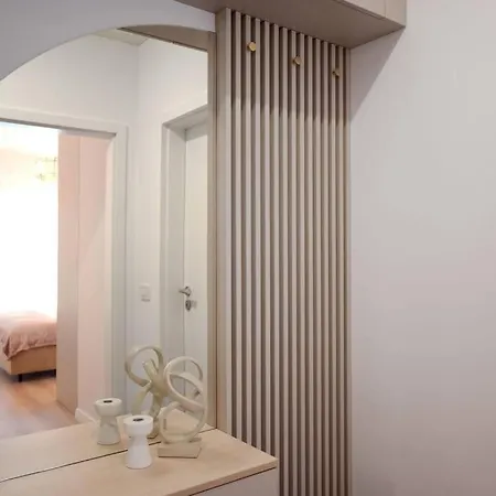 Neo Sapte - - Of Mara *