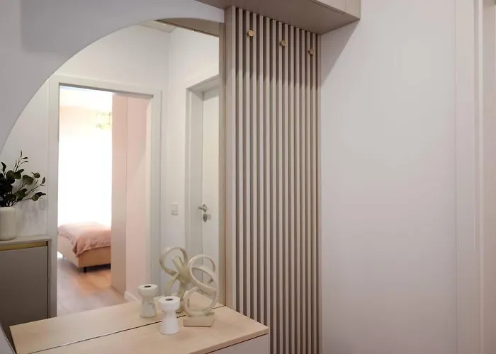 Neo Sapte - - Of Mara *